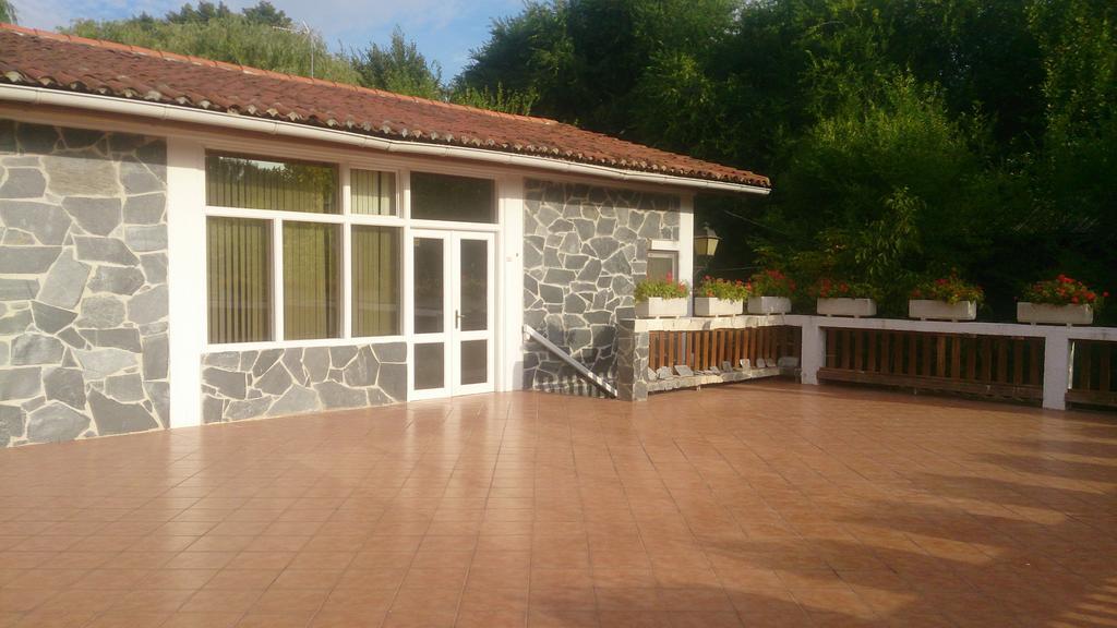 Bungalows & Albergue La Playa Logrono Room photo